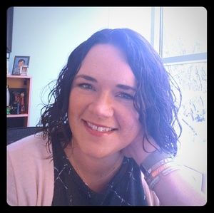 Meet your Posher, Val